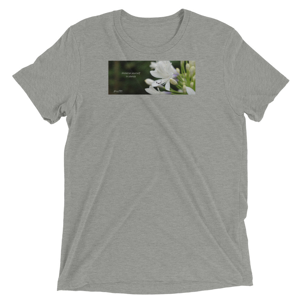 Agapanthus-Indigo Frost. “Immerse yourself in silence”. Short sleeve t-shirt