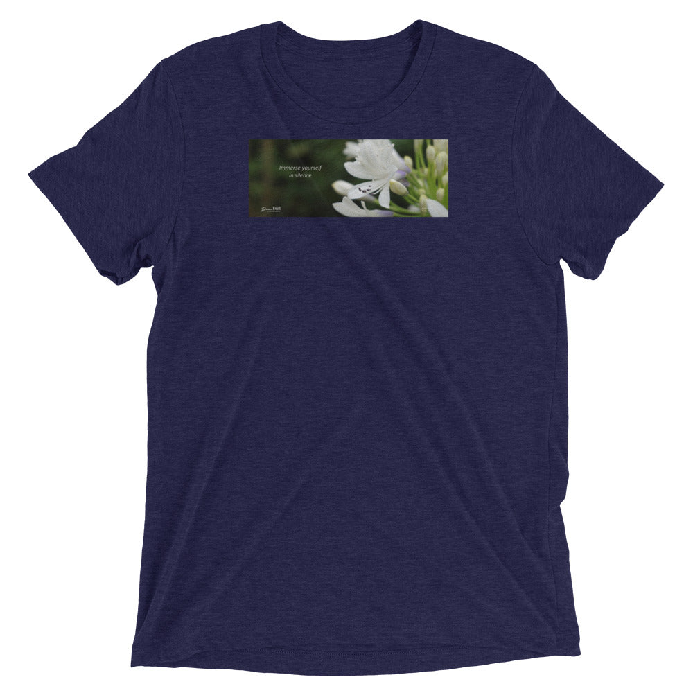 Agapanthus-Indigo Frost. “Immerse yourself in silence”. Short sleeve t-shirt