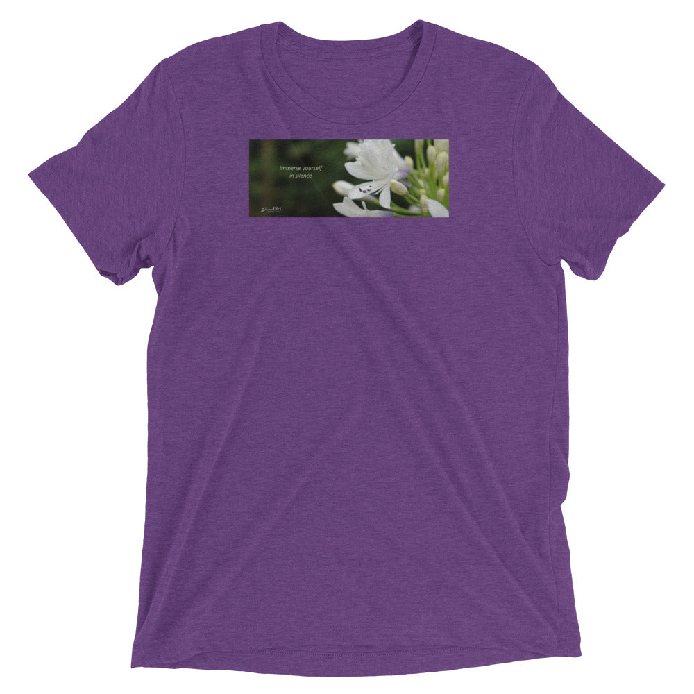 Agapanthus-Indigo Frost. “Immerse yourself in silence”. Short sleeve t-shirt