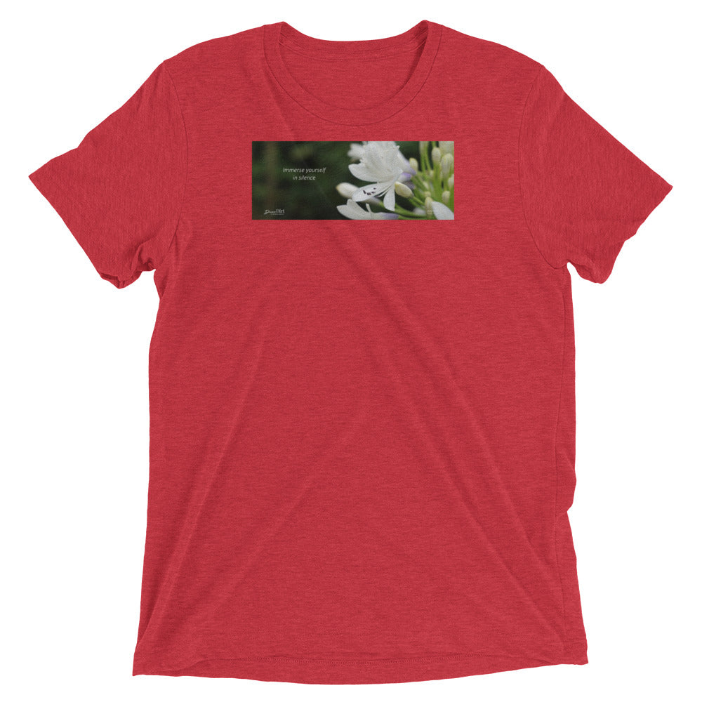 Agapanthus-Indigo Frost. “Immerse yourself in silence”. Short sleeve t-shirt
