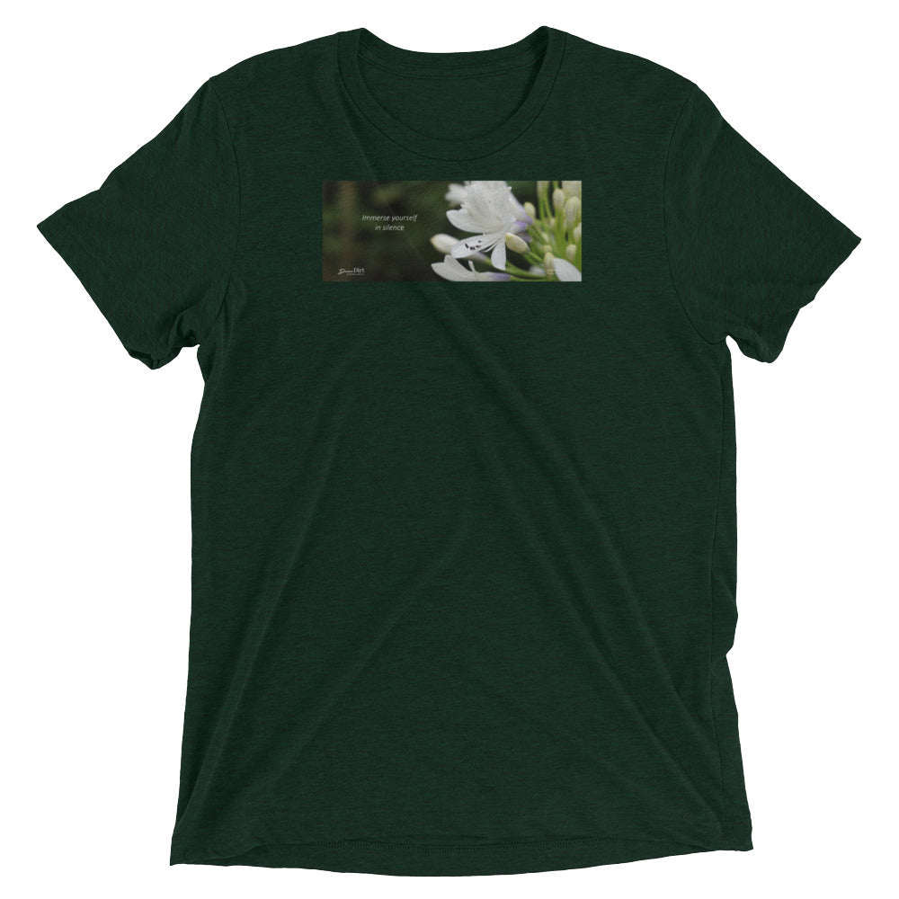 Agapanthus-Indigo Frost. “Immerse yourself in silence”. Short sleeve t-shirt