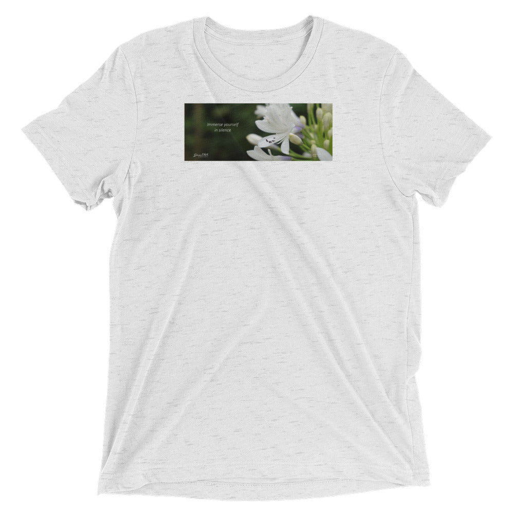 Agapanthus-Indigo Frost. “Immerse yourself in silence”. Short sleeve t-shirt