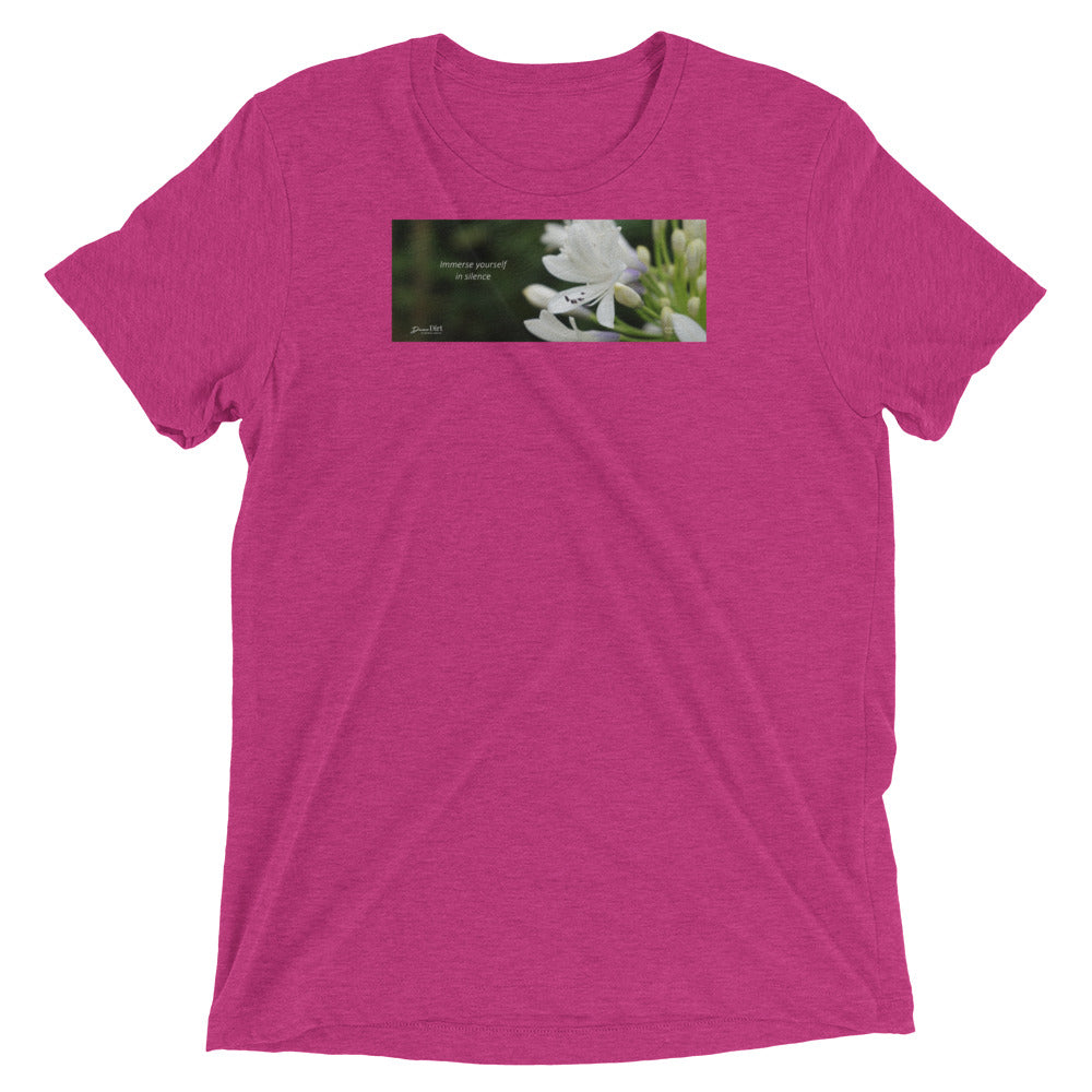 Agapanthus-Indigo Frost. “Immerse yourself in silence”. Short sleeve t-shirt