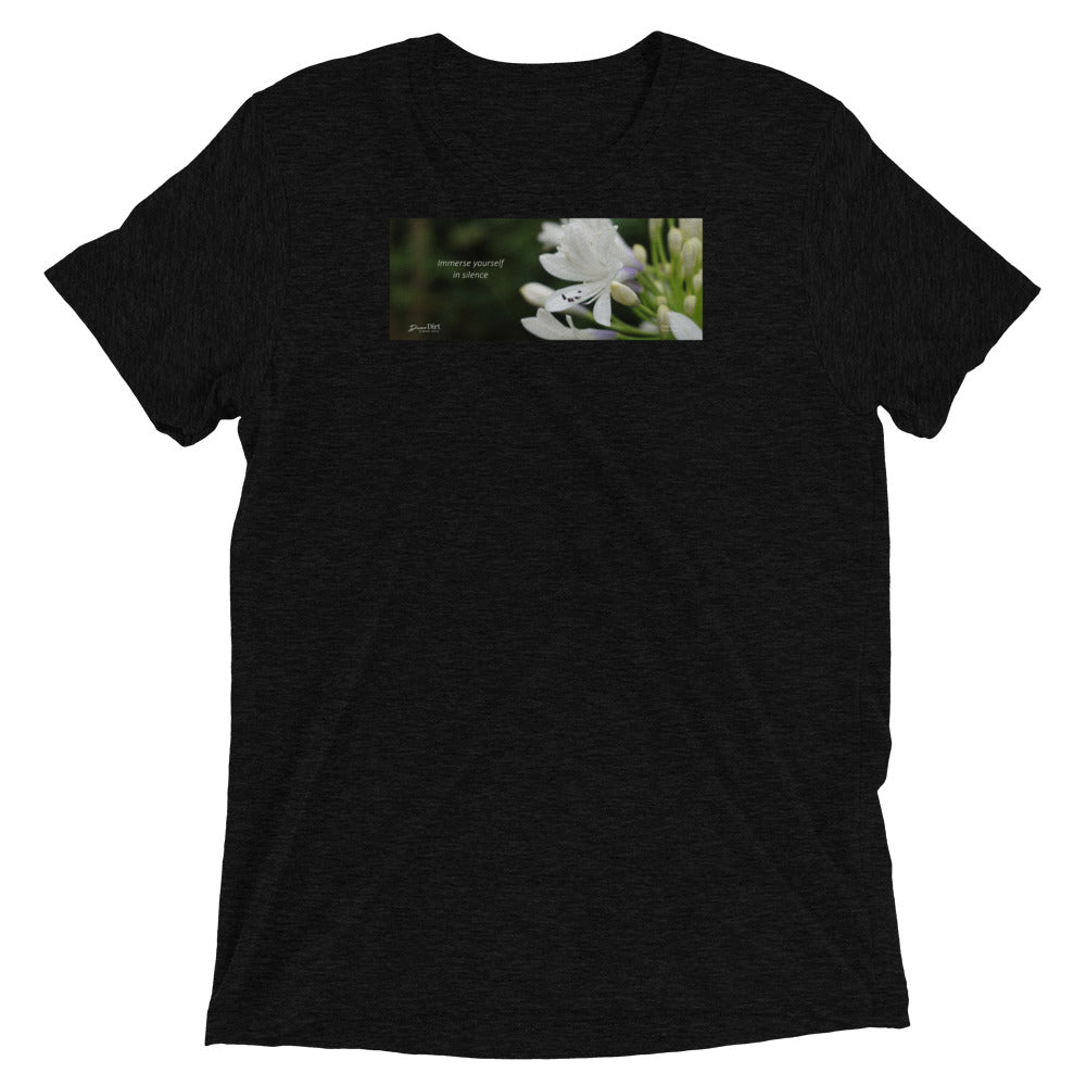Agapanthus-Indigo Frost. “Immerse yourself in silence”. Short sleeve t-shirt
