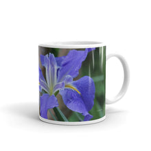 Load image into Gallery viewer, Purple Louisiana Iris without a message
