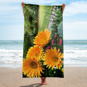Gerbera Daisy 'Perspective' Towel