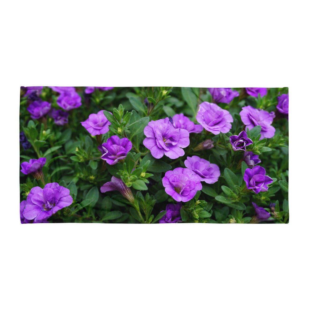 Purple Petunias 'Abundance'